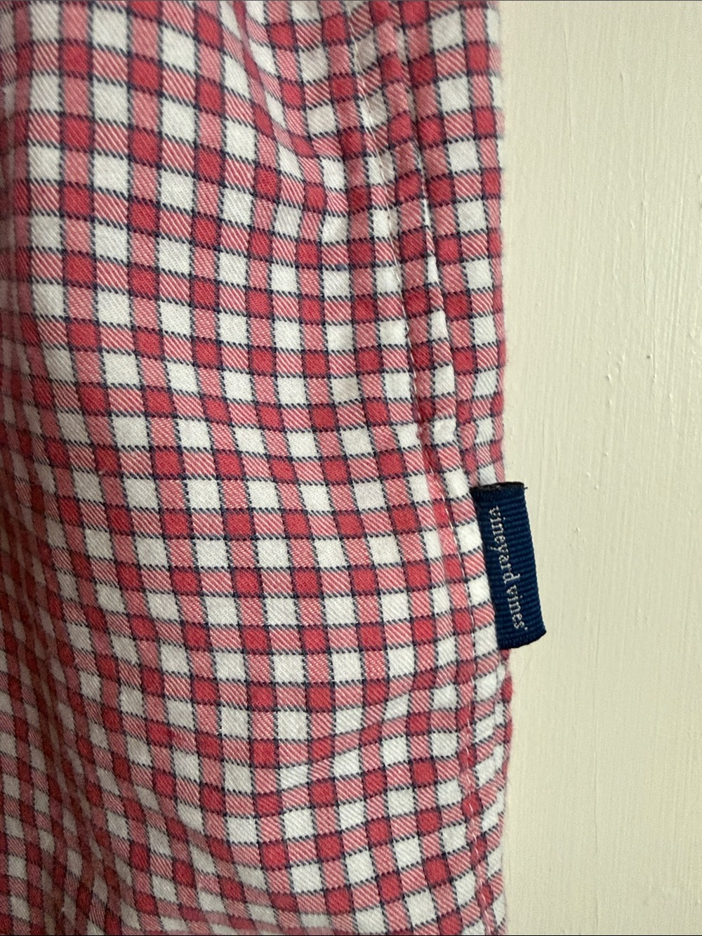 Vineyard Vines Pink and White Gingham Button-Down Shirt and Green Pullover - Picture 4 of 9